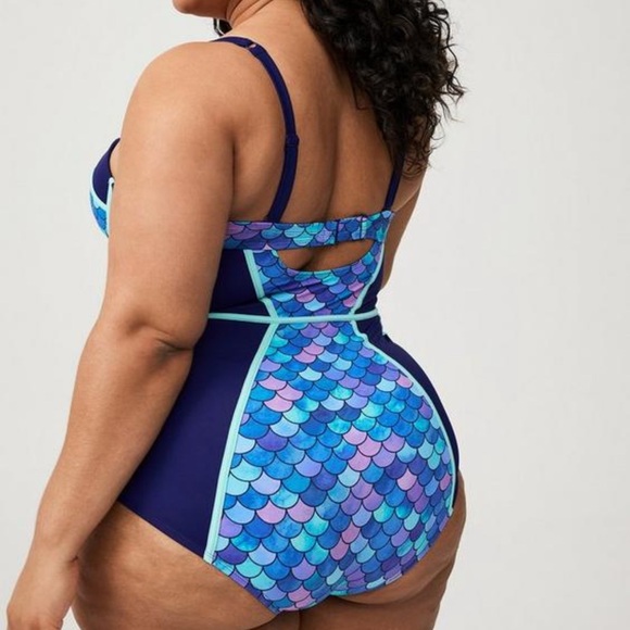 Torrid Slim Fix Mermaid One-Piece Swimsuit W/ Underwire - Picture 2 of 3